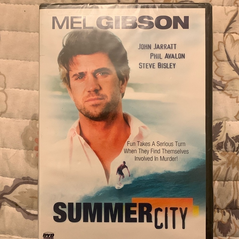 NWT SUMMER CITY with Mel Gibson DVD